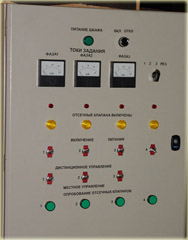 Шкаф управления электрогидравлическими преобразователями.